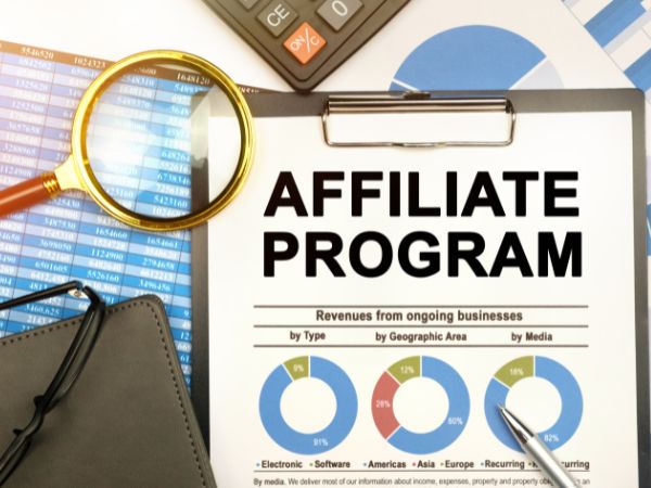 Bisnis Afiliasi: Peluang, Cara Kerja, dan Tantangannya